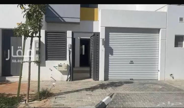 فيلا للبيع في شارع ابن يوسف الكندي, حي مطار الملك خالد الدولي, مدينة الرياض, منطقة الرياض صورة 2