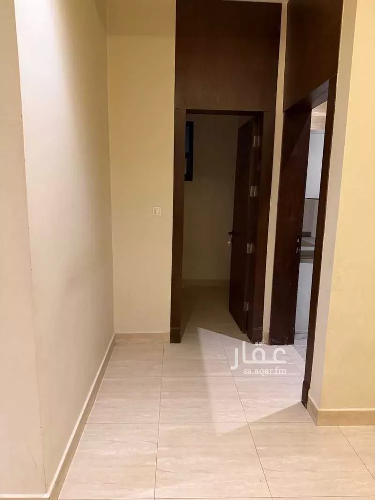 عمارة للبيع في شارع أبي موسى عيسى بن دواد السطاس, حي الرمال, مدينة الرياض, منطقة الرياض 6