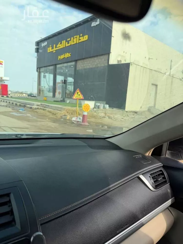 أرض للبيع في شارع الملك سلمان ابن عبدالعزيز سعود, حي العزيزية, مدينة الدوادمي, منطقة الرياض صورة 2