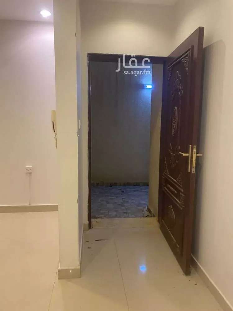 دور للإيجار في شارع محمد بن الحارث التغلبي, حي عكاظ, مدينة الرياض, منطقة الرياض صورة 2