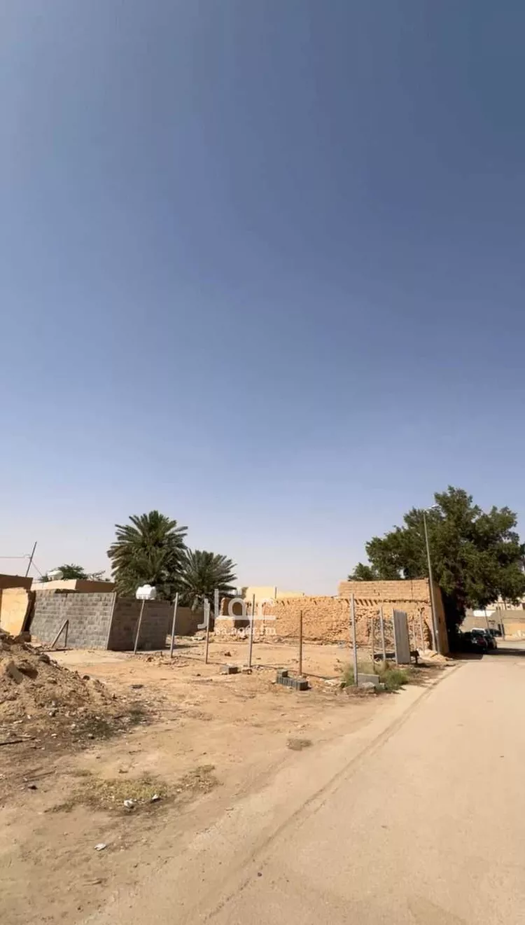 أرض للبيع في شارع اسيد ابن يعمر الخزاعي, حي الغطغط, مدينة المزاحمية, منطقة الرياض
