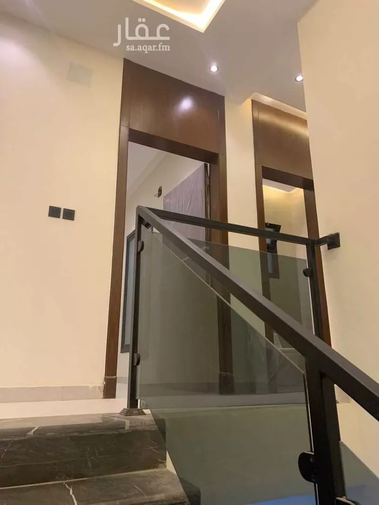 فيلا للبيع في شارع ابن الطيلسان القرطبي, حي عكاظ, مدينة الرياض, منطقة الرياض 8