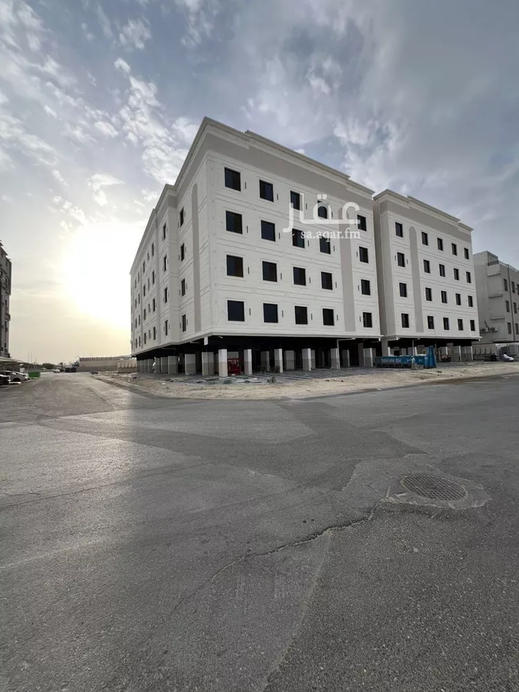 شقة للبيع في شارع مدائن صالح, حي الحمراء, مدينة الخبر, المنطقة الشرقية