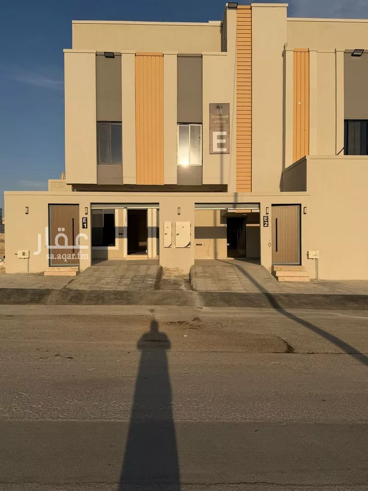 فيلا للبيع في شارع الغزاله, حي طيبة, مدينة الرياض, منطقة الرياض صورة 2