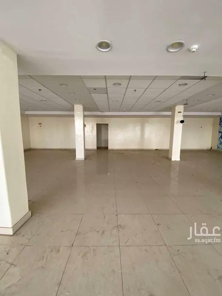 محل للإيجار في شارع الأمير فيصل بن فهد, حي المطار, مدينة جازان, منطقة جازان صورة 3