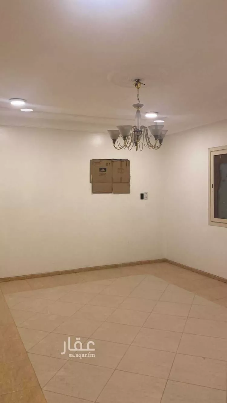 فيلا للإيجار في شارع شارع امير المومنين عمر بن الخطاب, حي أحد, مدينة الدمام, المنطقة الشرقية