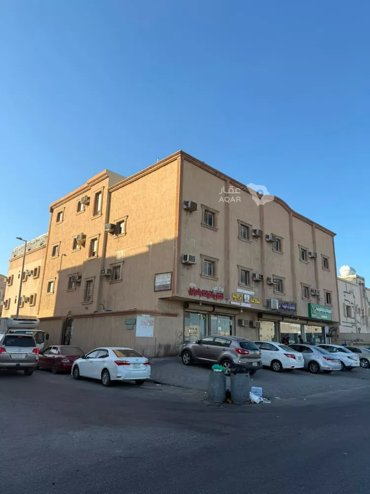 عمارة للبيع في شارع وادى فاطمه, حي الضباب, مدينة الدمام, المنطقة الشرقية 3