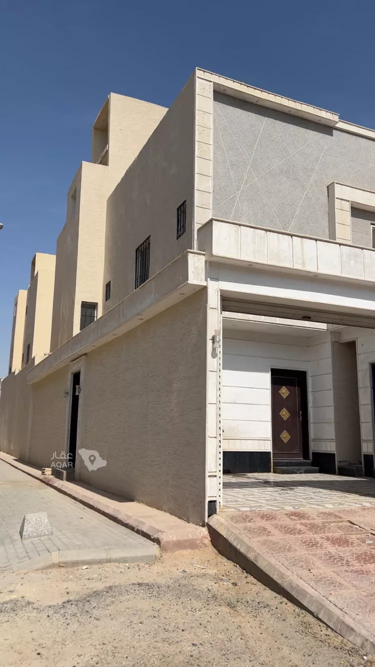 فيلا للإيجار في شارع الخياله ، حي العزيزية ، الرياض ، منطقة الرياض صورة 3