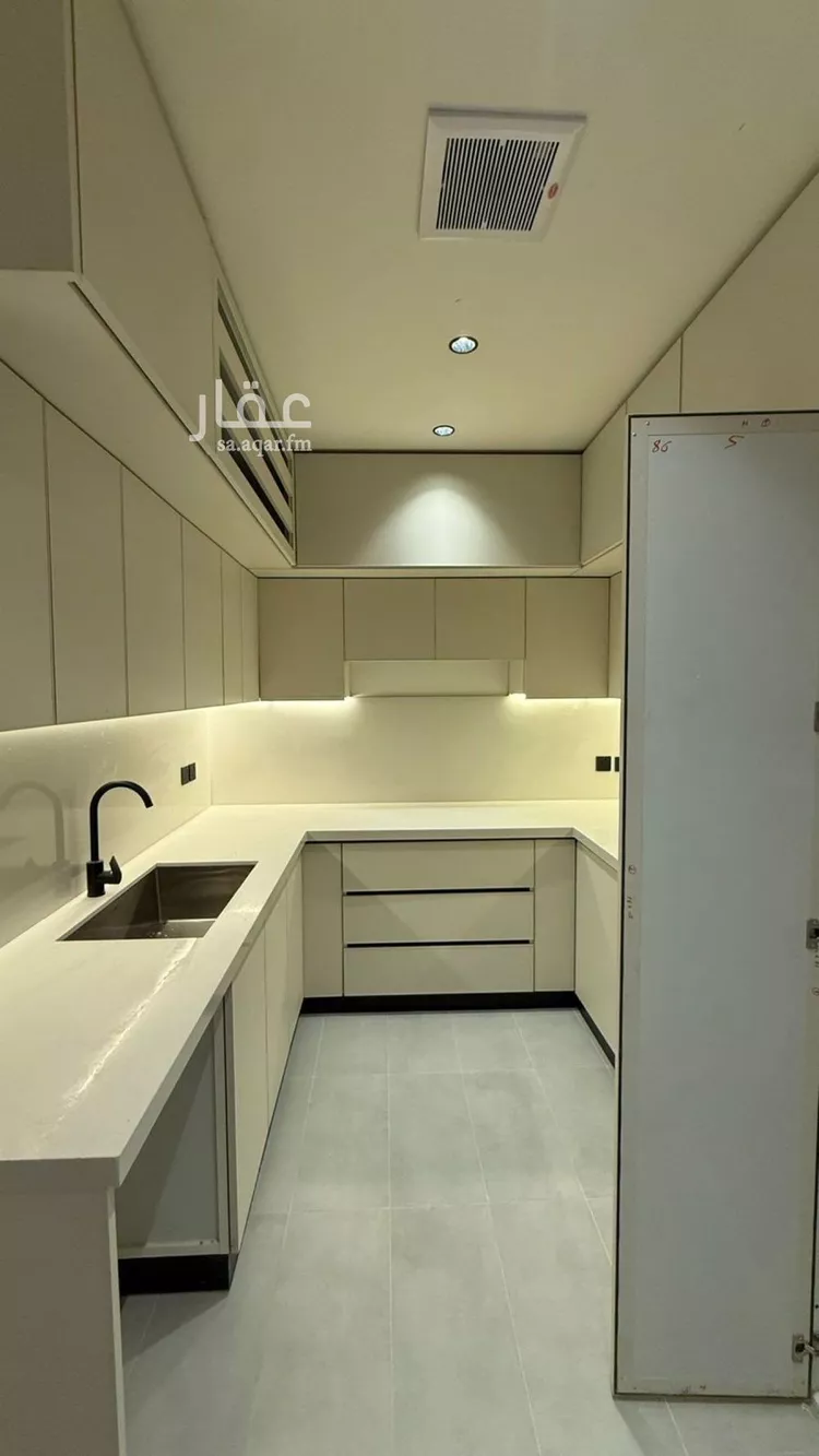 دور للبيع في شارع رقم 454, حي النرجس, مدينة الرياض, منطقة الرياض صورة 5