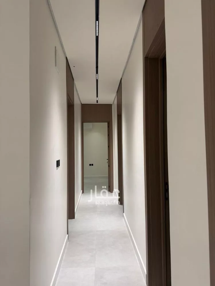 دور للبيع في شارع رقم 454, حي النرجس, مدينة الرياض, منطقة الرياض صورة 2