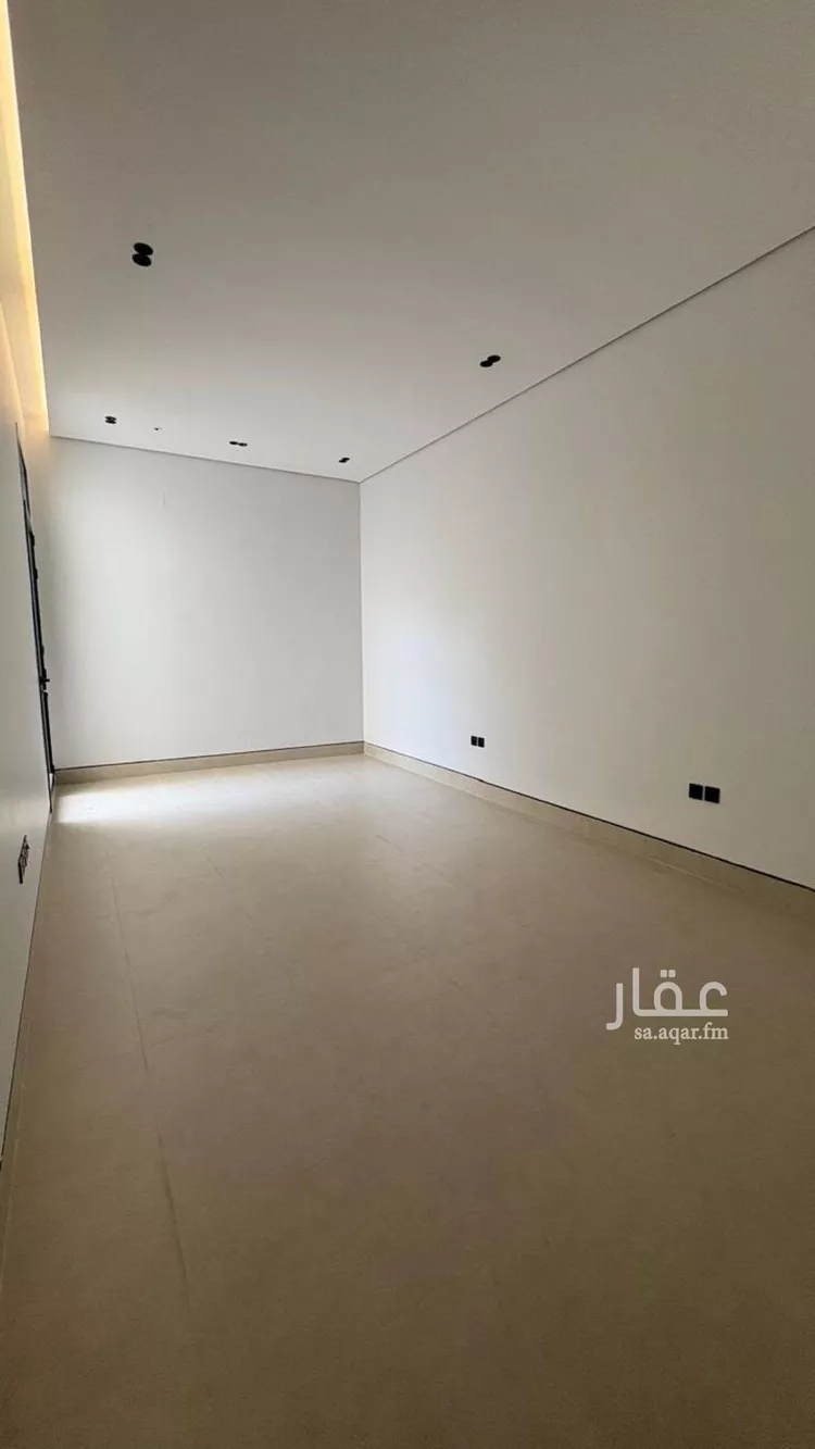 دور للبيع في شارع الصفوق, حي العارض, مدينة الرياض, منطقة الرياض صورة 3