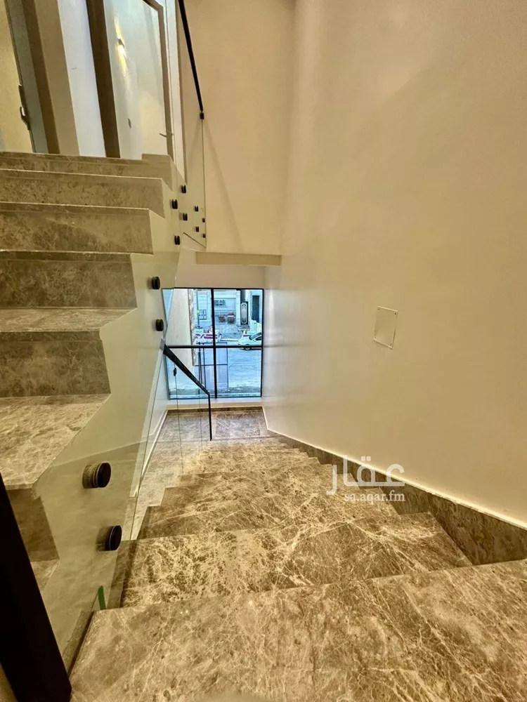 دور للبيع في شارع رقم 254, حي النرجس, مدينة الرياض, منطقة الرياض صورة 3