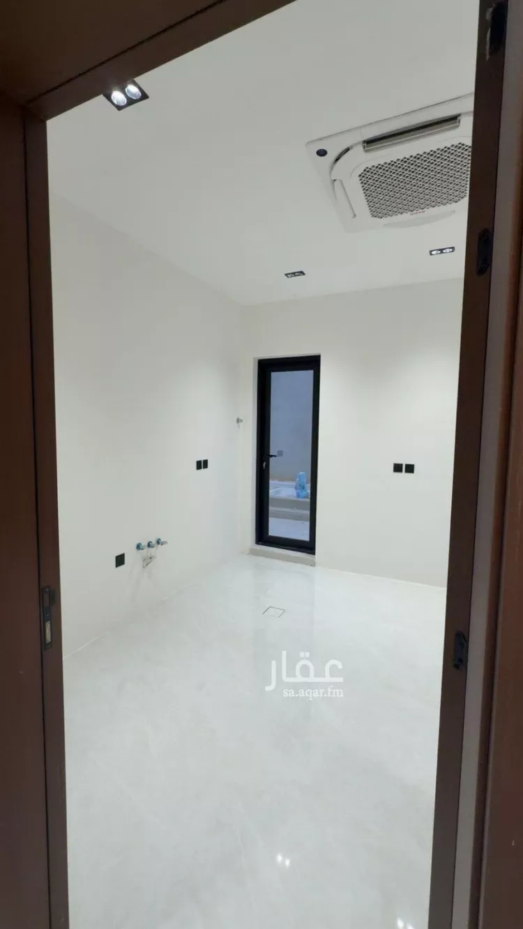 دور للبيع في شارع أبي القاسم الخياط, حي العارض, مدينة الرياض, منطقة الرياض صورة 4