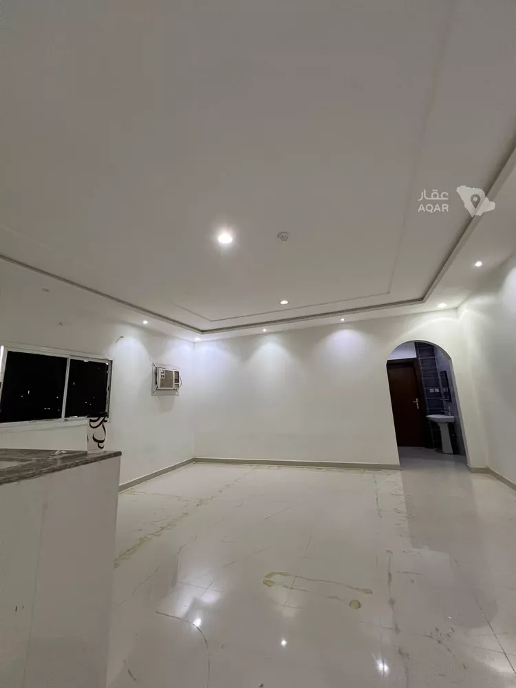 شقة للإيجار في شارع الجميل ابن حاتم, حي ظهرة لبن, مدينة الرياض, منطقة الرياض