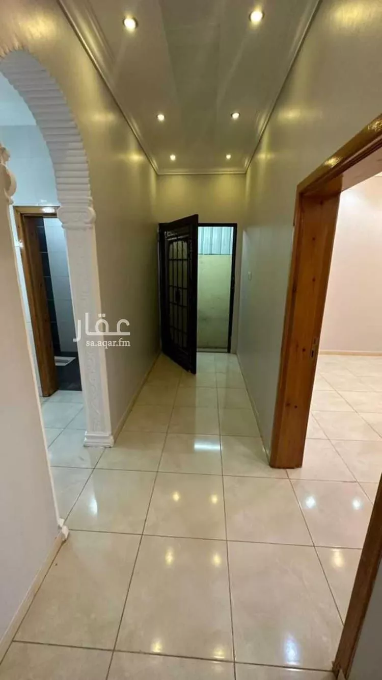 شقة للإيجار في شارع 1079740, حي الرصراص 1, مدينة خميس مشيط, منطقة عسير