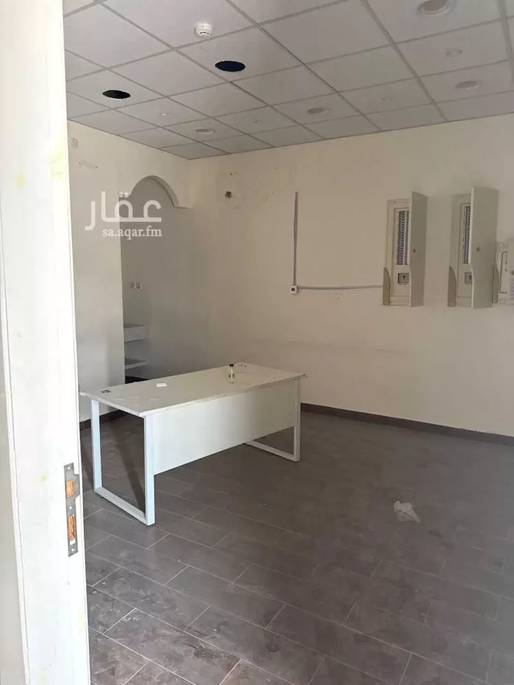 مستودع للإيجار في شارع الندوة, حي النظيم, مدينة الرياض, منطقة الرياض صورة 2