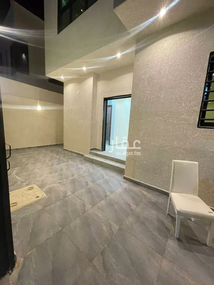 فيلا للبيع في شارع 171 الزهور, حي الزهور, مدينة أبها, منطقة عسير صورة 3