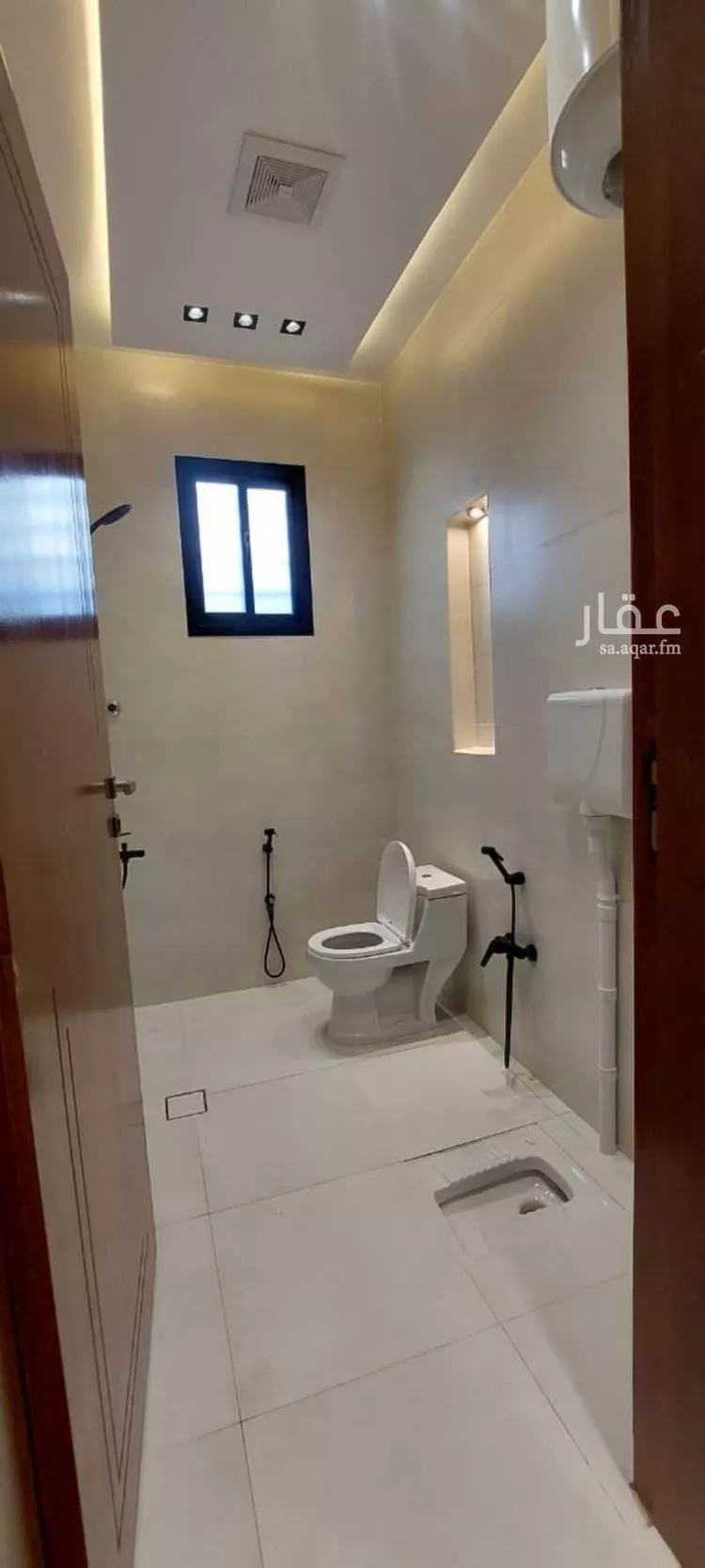 دور للبيع في شارع التاجر, حي الزهور, مدينة ابها, منطقة عسير صورة 4