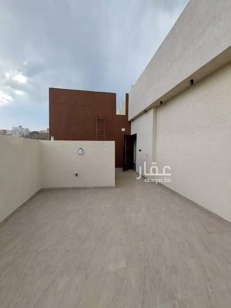 دور للبيع في شارع عمر اسعد, حي الزاوية, مدينة خميس مشيط, منطقة عسير صورة 4