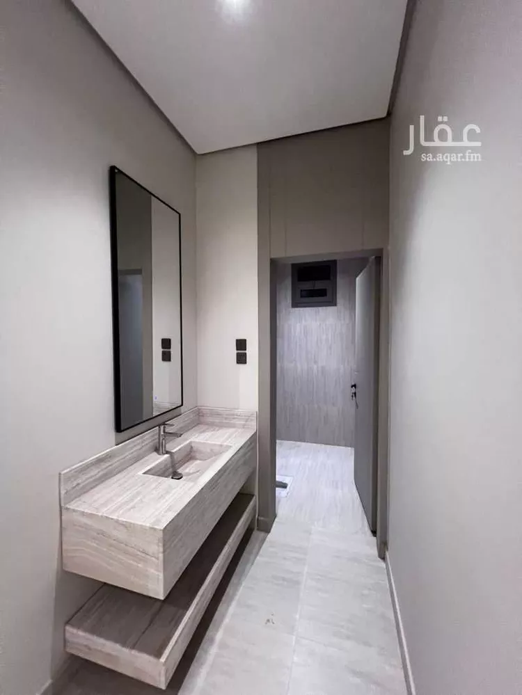 دور للبيع في شارع عبدالله العدوي, حي القيروان, مدينة خميس مشيط, منطقة عسير صورة 4