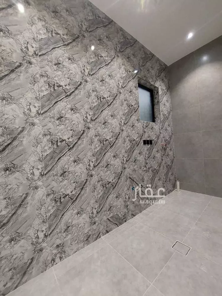 فيلا للبيع في شارع حليف, حي الزهور, مدينة أبها, منطقة عسير صورة 5