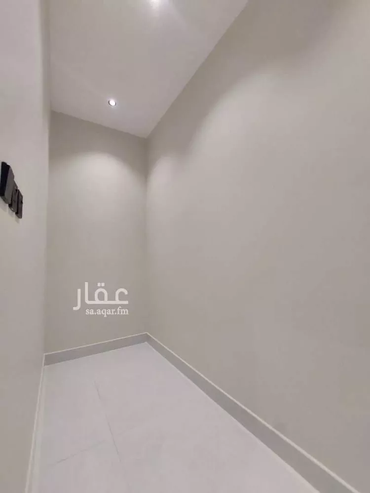 فيلا للبيع في شارع حليف, حي الزهور, مدينة أبها, منطقة عسير 18
