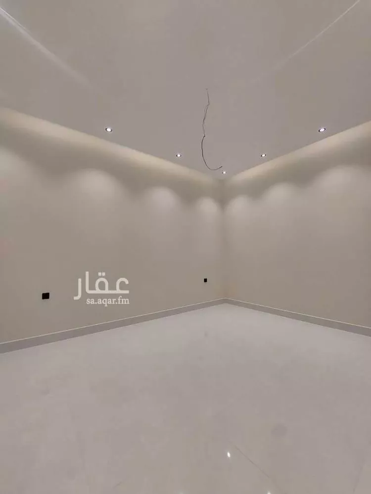 فيلا للبيع في شارع حليف, حي الزهور, مدينة أبها, منطقة عسير 6