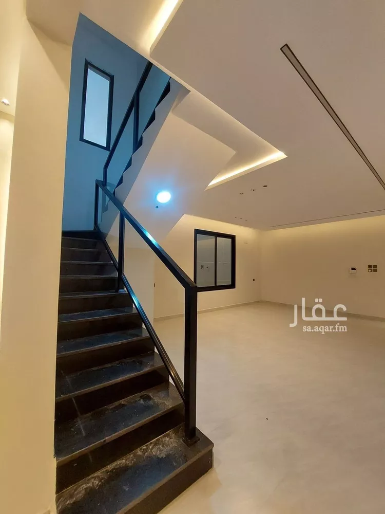 دور للبيع في شارع صالح الزغيبي, حي الزهور, مدينة ابها, منطقة عسير صورة 4