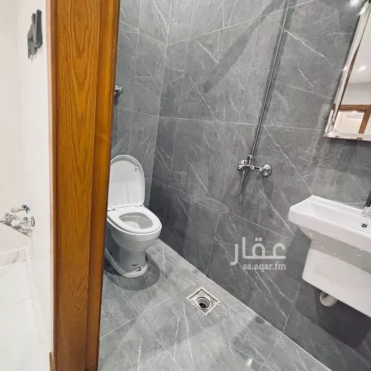 شقة للإيجار في شارع جولاء, حي الصواري, مدينة جدة, منطقة مكة المكرمة صورة 3