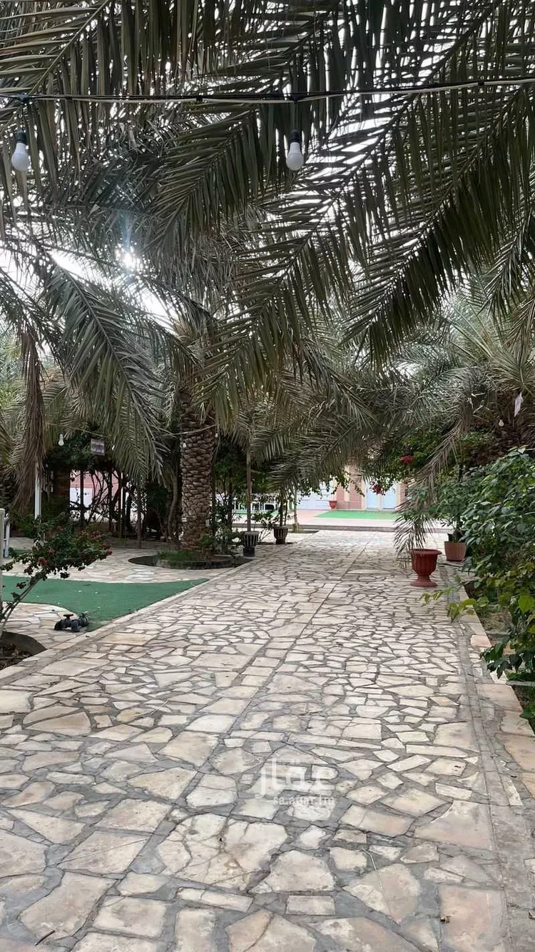 Rest House for Sale in Thadiq Al Janadriyah صورة 3