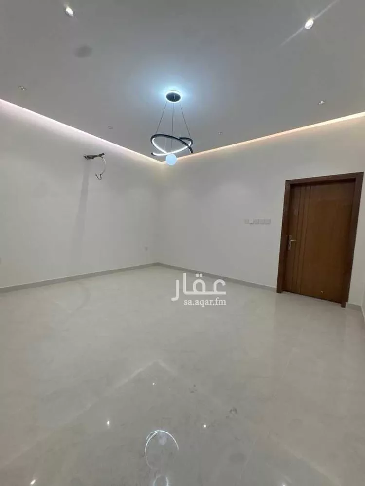 شقة للإيجار في شارع الامير سلطان بن عبدالعزيز ، حي محاسن ارامكو الثاني ، المبرز ، الاحساء صورة 3