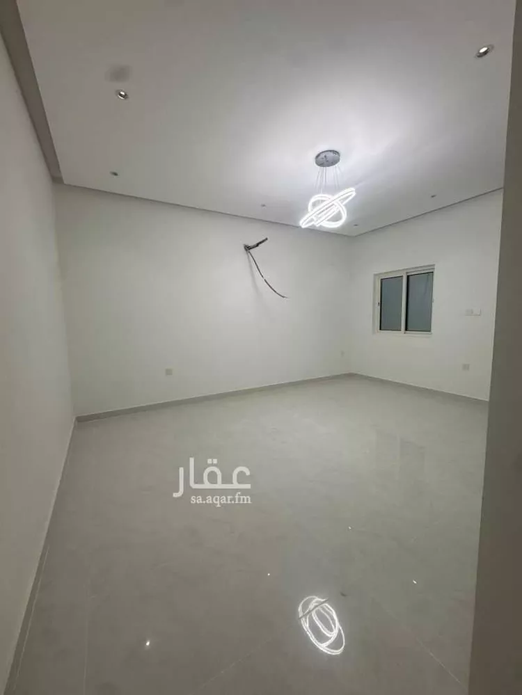 شقة للإيجار في شارع الامير سلطان بن عبدالعزيز ، حي محاسن ارامكو الثاني ، المبرز ، الاحساء صورة 4