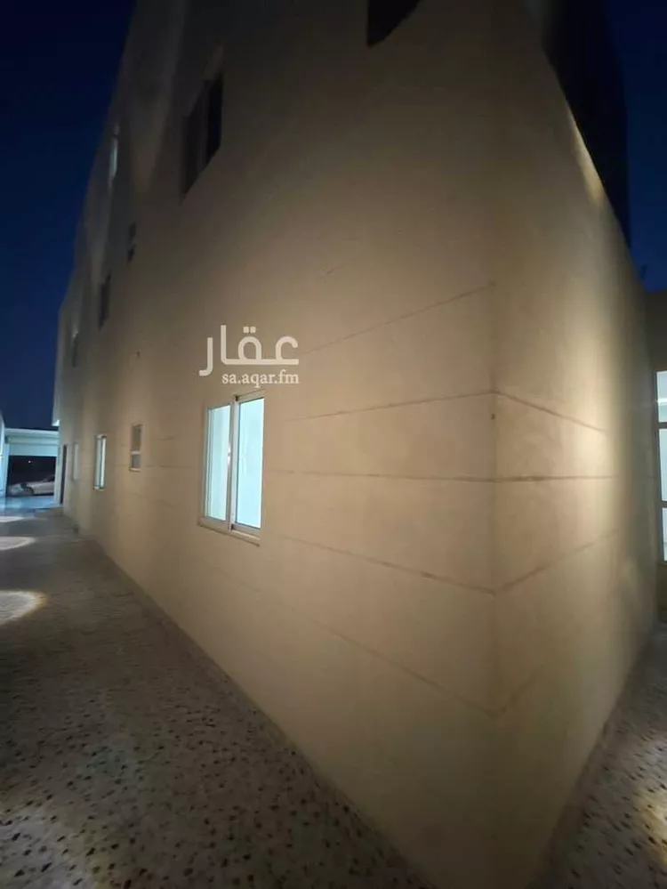 شقة للإيجار في شارع الامير سلطان بن عبدالعزيز ، حي محاسن ارامكو الثاني ، المبرز ، الاحساء صورة 2
