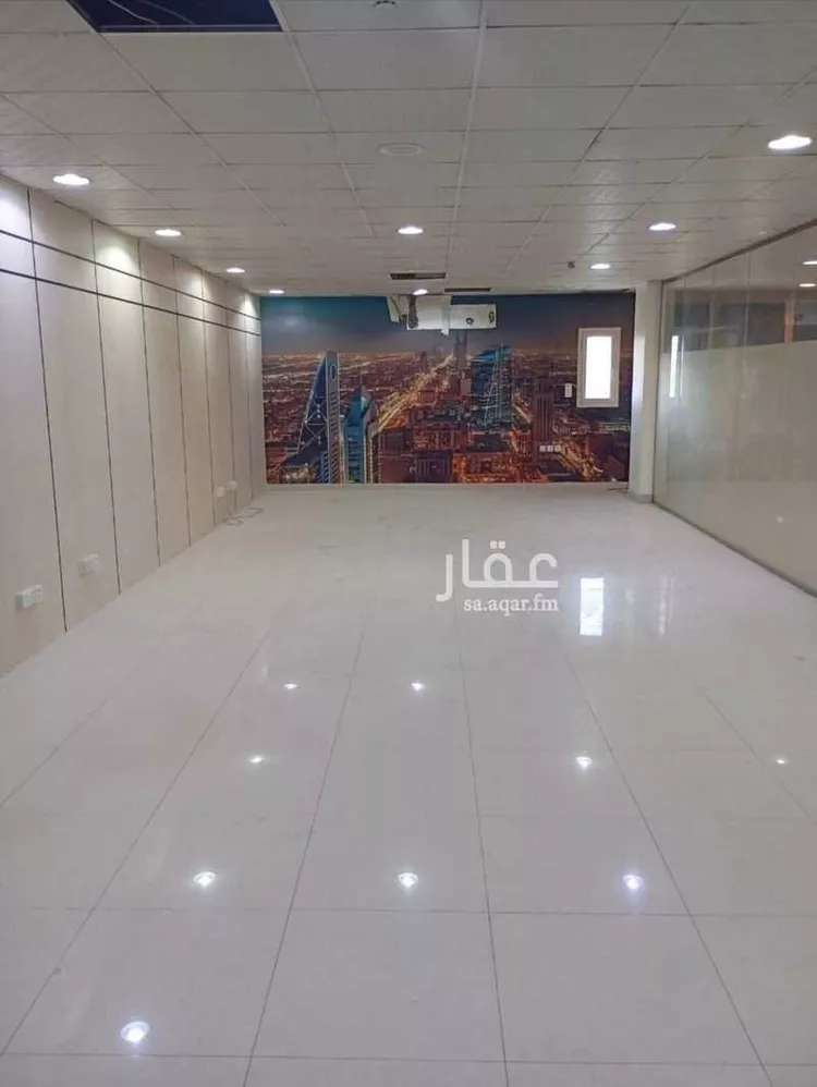 مكتب تجاري للإيجار في شارع الدائري الشرقي الفرعي, حي الروضة, مدينة الرياض, منطقة الرياض صورة 3