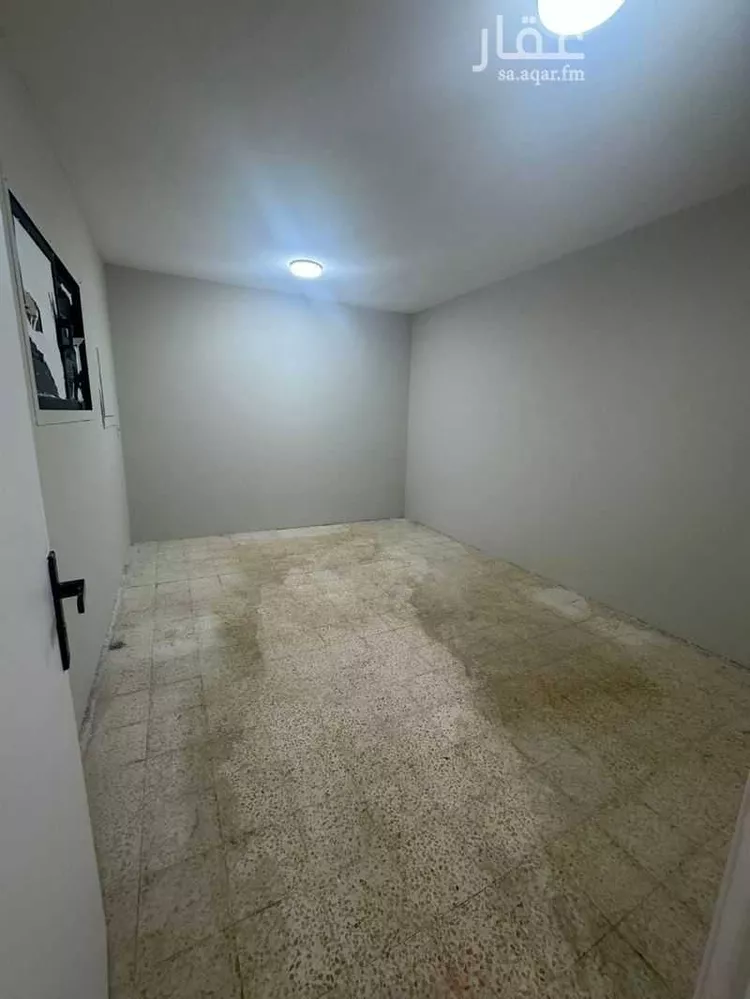 شقة للإيجار في شارع عثمان ابن عفان, حي مغرزات, مدينة الرياض, منطقة الرياض صورة 5