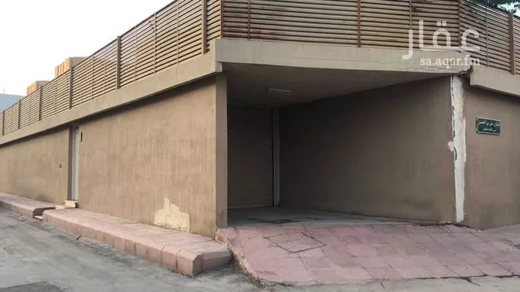 فيلا للبيع في شارع عبدالله المانع, حي الملك فيصل, مدينة الرياض, منطقة الرياض صورة 3