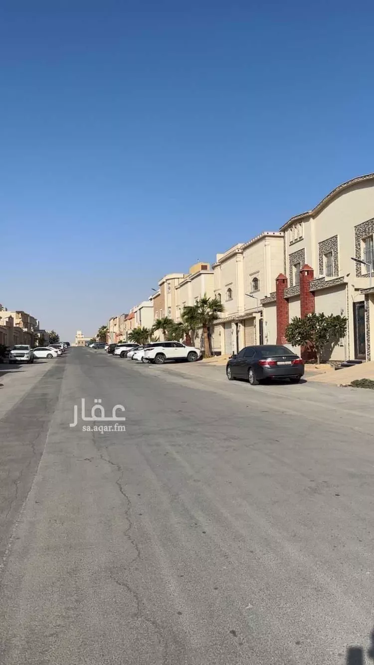 فيلا للبيع في شارع رقم 42 ، حي ظهرة لبن ، الرياض ، منطقة الرياض صورة 2