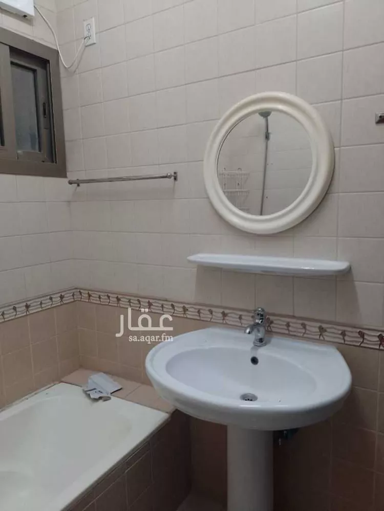 شقة للإيجار في شارع العلم, حي العقربية, مدينة الخبر, المنطقة الشرقية 8