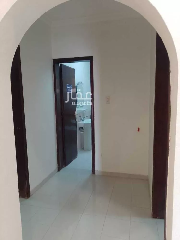 مكتب تجاري للإيجار في شارع العلم, حي العقربية, مدينة الخبر, المنطقة الشرقية صورة 5