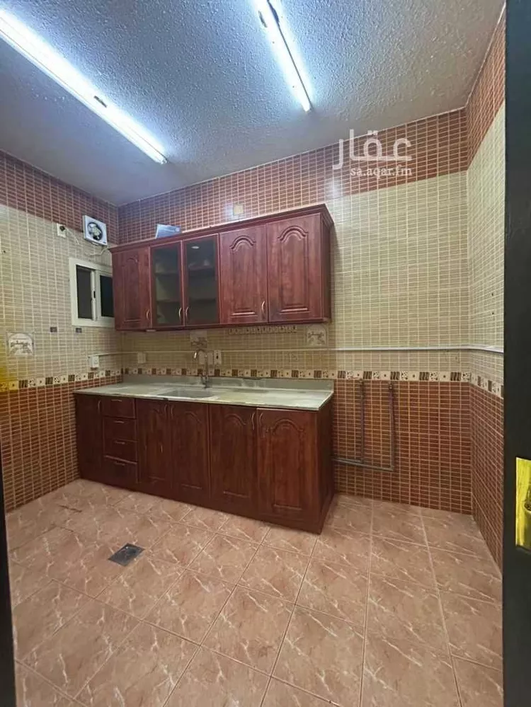 شقة للإيجار في شارع الانوار, حي العقربية, مدينة الخبر, المنطقة الشرقية 9