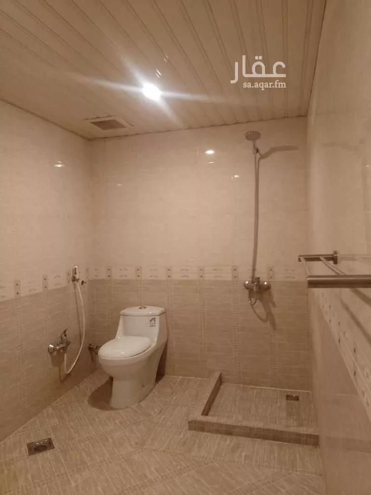 شقة للإيجار في شارع الامين, حي العقربية, مدينة الخبر, المنطقة الشرقية 7