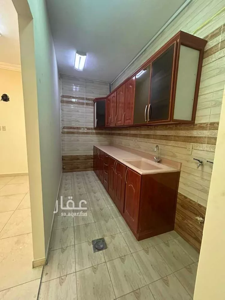 عمارة للإيجار في شارع الثاني, حي الثقبة, مدينة الخبر, المنطقة الشرقية صورة 5