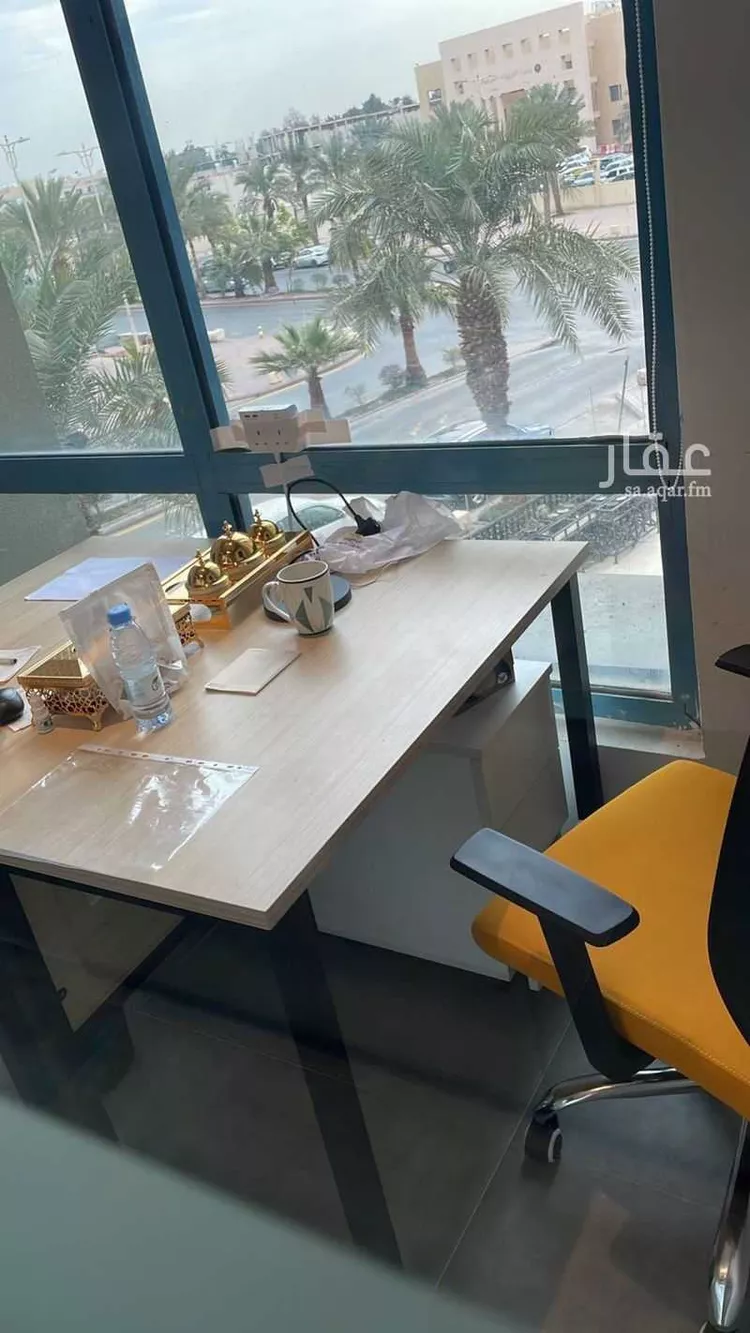 مكتب تجاري للإيجار في شارع صيدا, حي الدريهمية, مدينة الرياض, منطقة الرياض