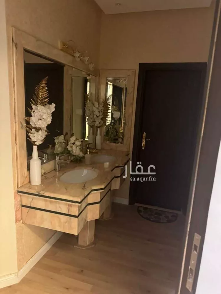 فيلا للبيع في شارع مضيق باب المندب, حي التعاون, مدينة الرياض, منطقة الرياض