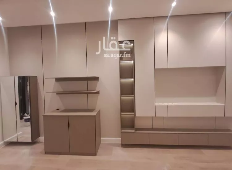 Building for Sale in Riyadh Tuwaiq صورة 2