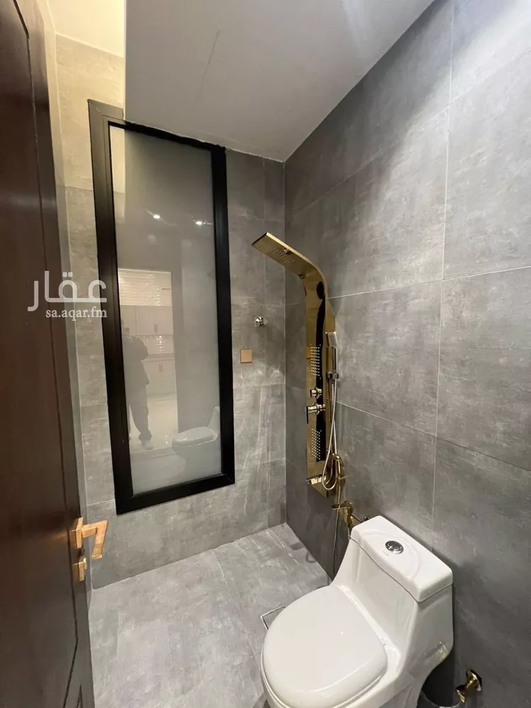 عمارة للبيع في شارع عبدالعزيز ابن جلوي, حي إشبيلية, مدينة الرياض, منطقة الرياض صورة 5
