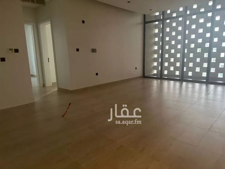 شقة للإيجار في شارع الامير مقرن بن عبدالعزيز, حي مغرزات, مدينة الرياض, منطقة الرياض صورة 4