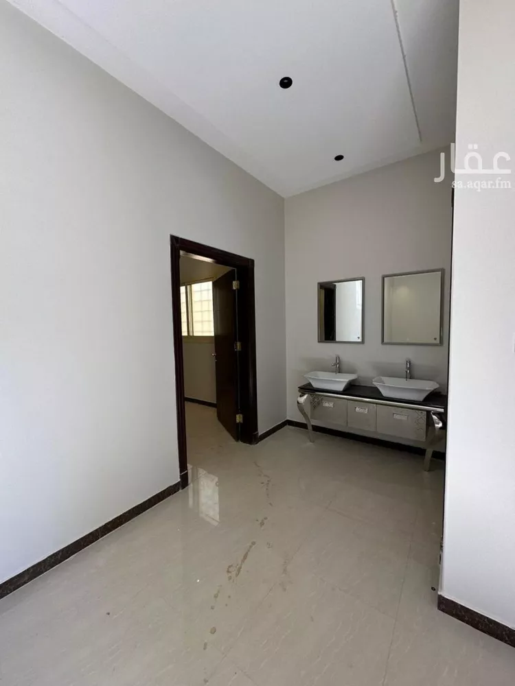 فيلا للإيجار في شارع رقم 135, حي الياسمين, مدينة الرياض, منطقة الرياض صورة 3