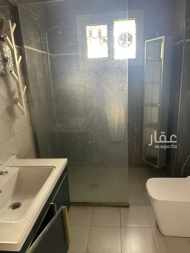 فيلا للإيجار في شارع حمود العنسي, حي المروج, مدينة الرياض, منطقة الرياض صورة 3