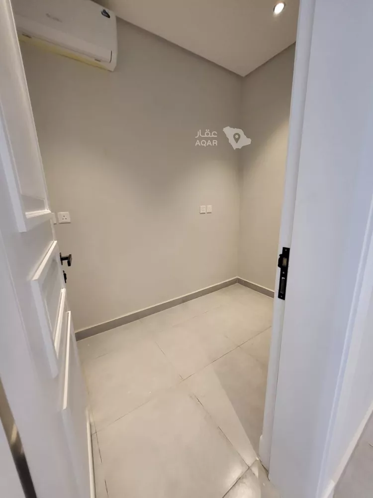 Apartment for Rent in Riyadh Al Malqa 13